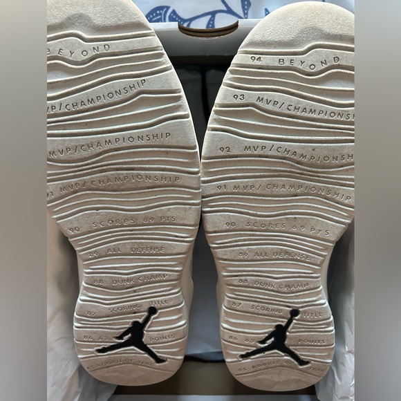 Air Jordan 10 Retro main image 4